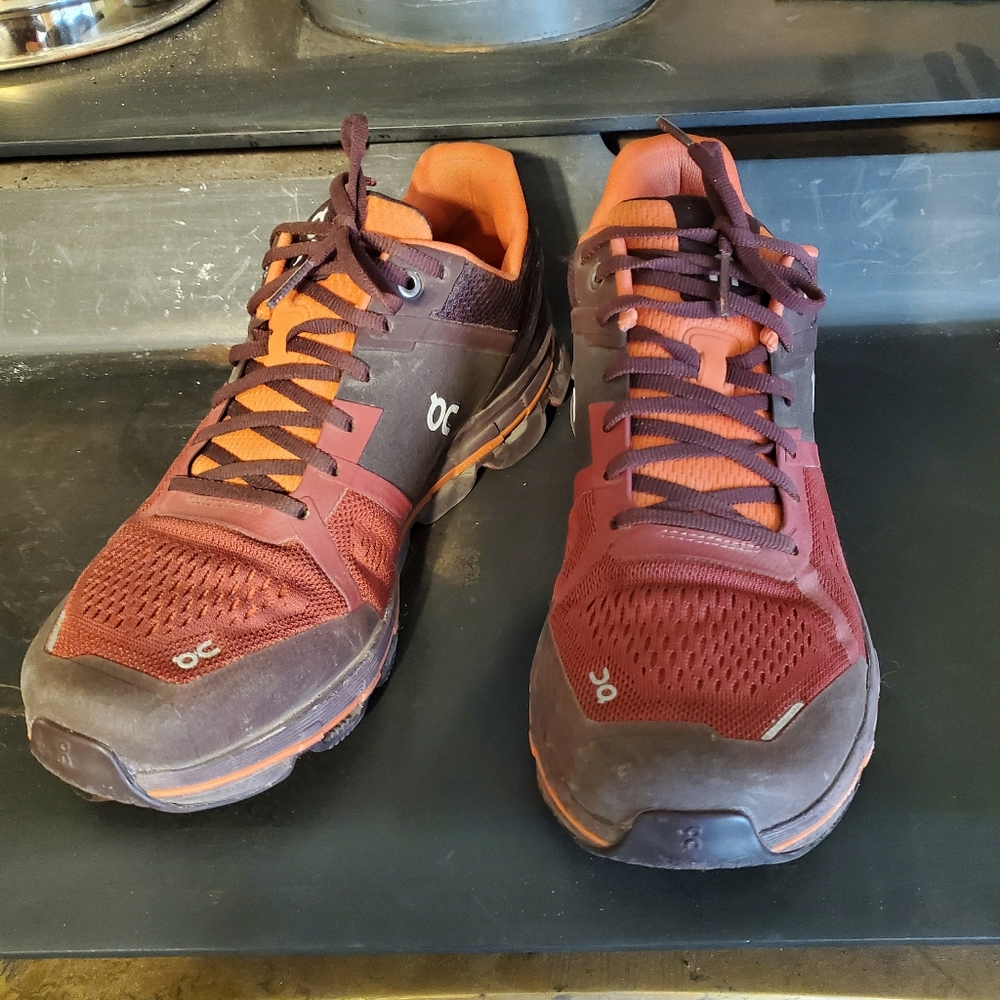 On Running Womens Red and Brown Athletic Shoes - Picture 4 of 8